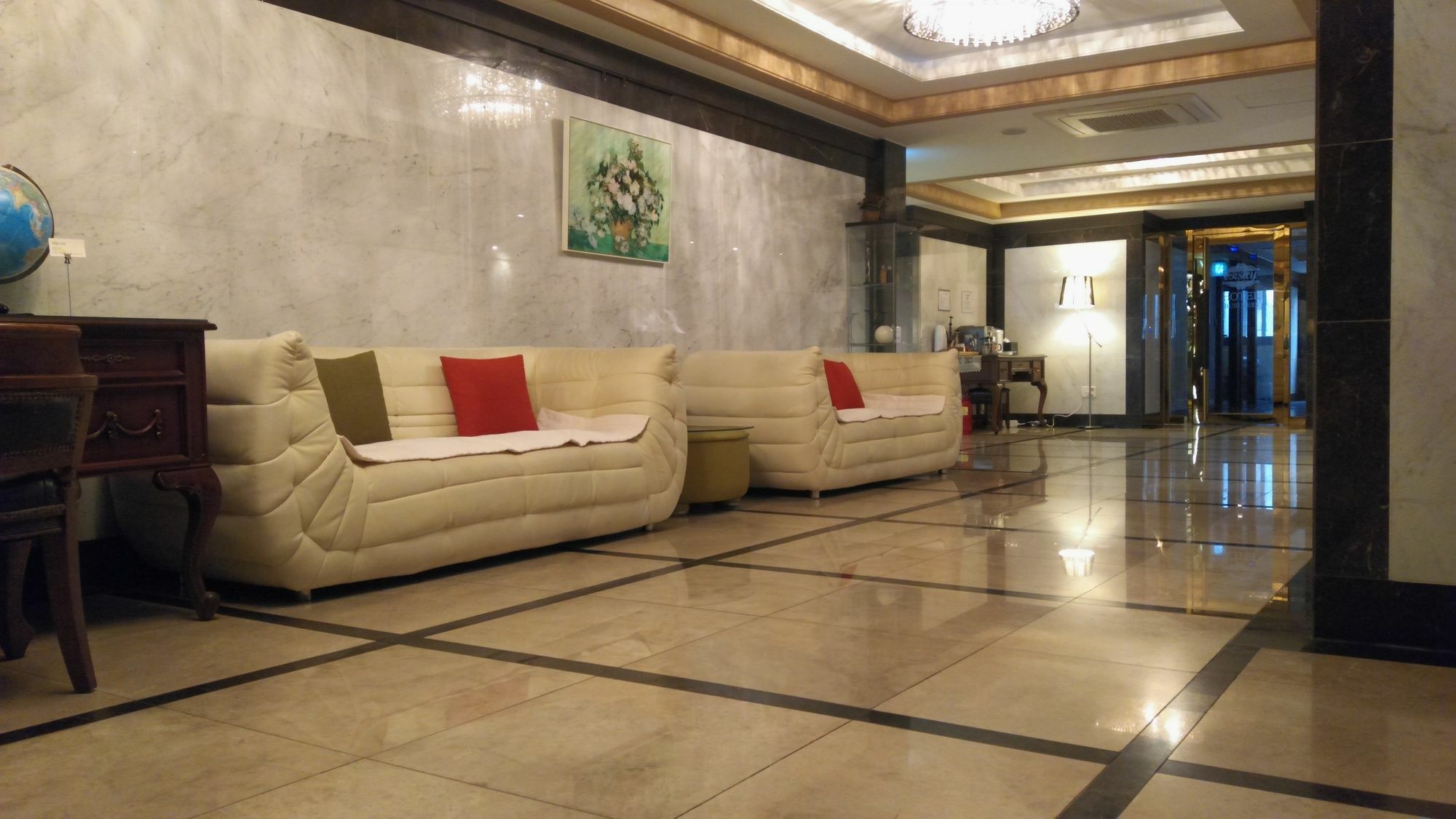 Suwon Orsay Business Hotel Exterior photo